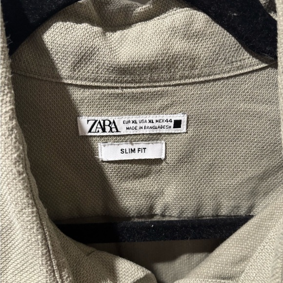Zara Button Up Collared Shirt - Picture 3 of 5